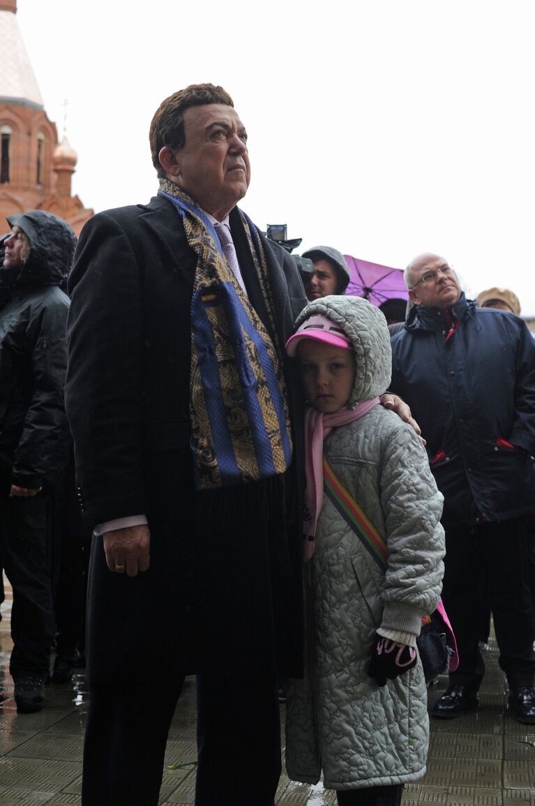 Памятные мероприятия у Театрального центра на Дубровке