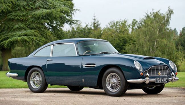 Автомобиль Aston Martin DB5, некогда принадлежавший одному из легендарных Битлз Полу Маккартни