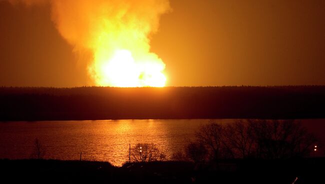 Пожар на газопроводе в Щелковском районе Московской области