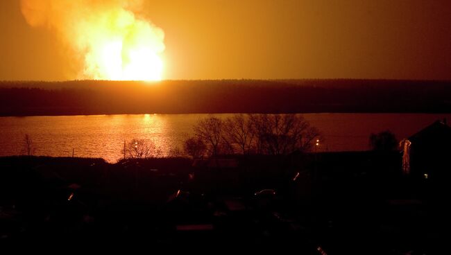 Пожар на газопроводе в Щелковском районе Московской области