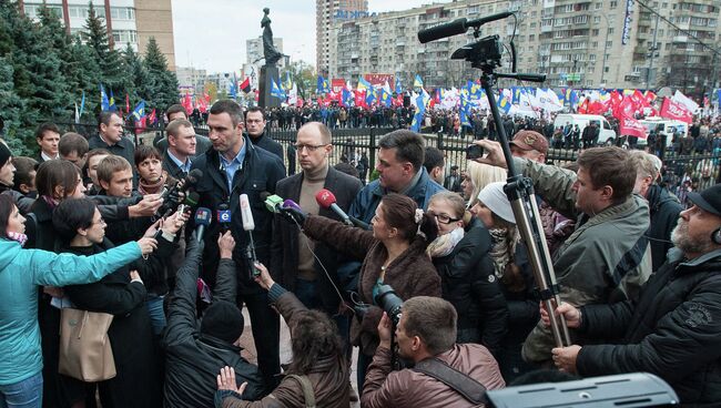 Митинг против фальсификации на выборах в Верховную Раду Украины