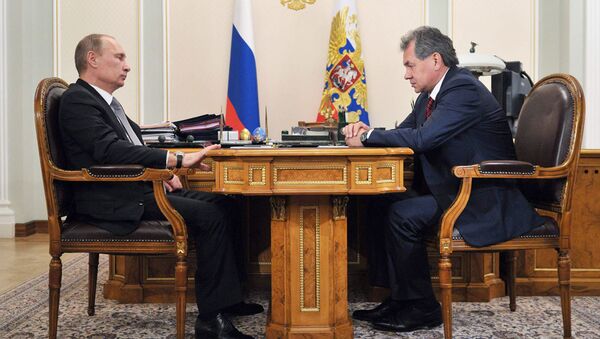 Путин объяснил Шойгу причины отставки главы Минобороны Сердюкова