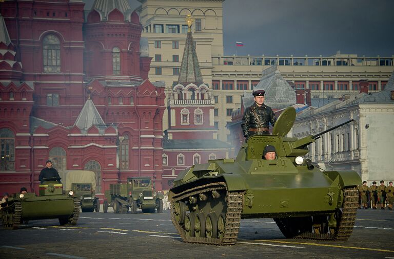 Торжественный марш, посвященный 71-й годовщине Парада 1941 года