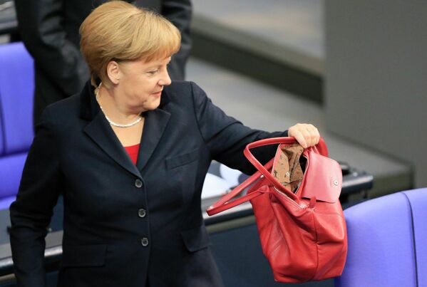 Канцлер Германии Ангела Меркель на заседании нижней палаты парламента Бундестага в Берлине 
