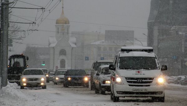 Снегопад в Новосибисрке, архивное фото
