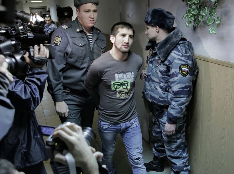 Самбист Расул Мирзаев в Замоскворецком суде Москвы Самбист Расул Мирзаев в Замоскворецком суде Москвы