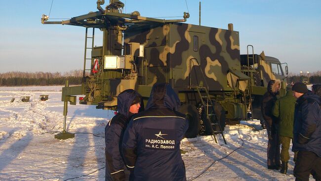 Полевой этап государственных испытаний новейшей цифровой аппаратуры связи шестого поколения на Черлакском полигоне в Омской области