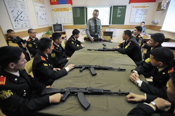 Обучение монгольских воспитанников в Екатеринбургском Суворовском училище