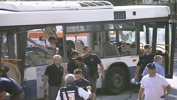 Первые кадры после взрыва в автобусе в центре Тель-Авива