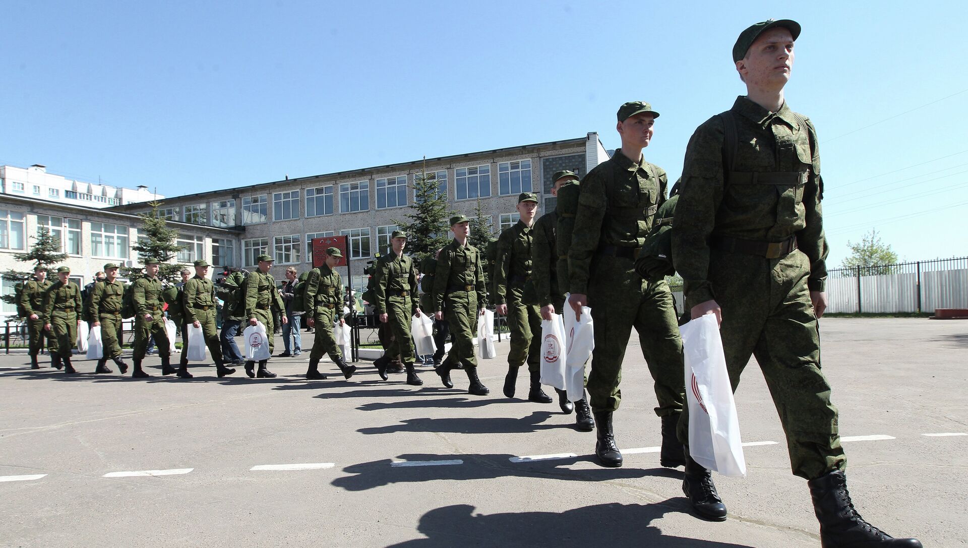 53 о военной службе. Железнодорожный призывной пункт Московская область. Областной сборный пункт военного комиссариата Московской области. Призывной сборный пункт Московской области г Железнодорожный. Сборный пункт для призывников Московской области.