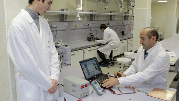 В химической лаборатории первого Центра нанотехнологий Татарстана