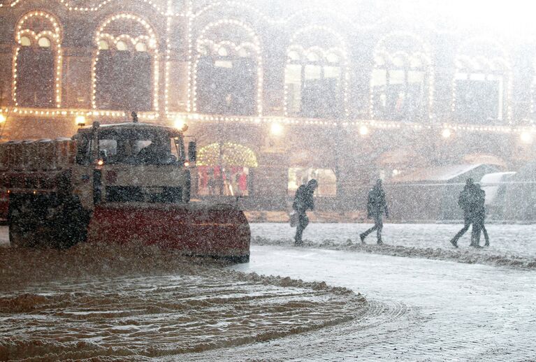 Сильный снегопад в Москве