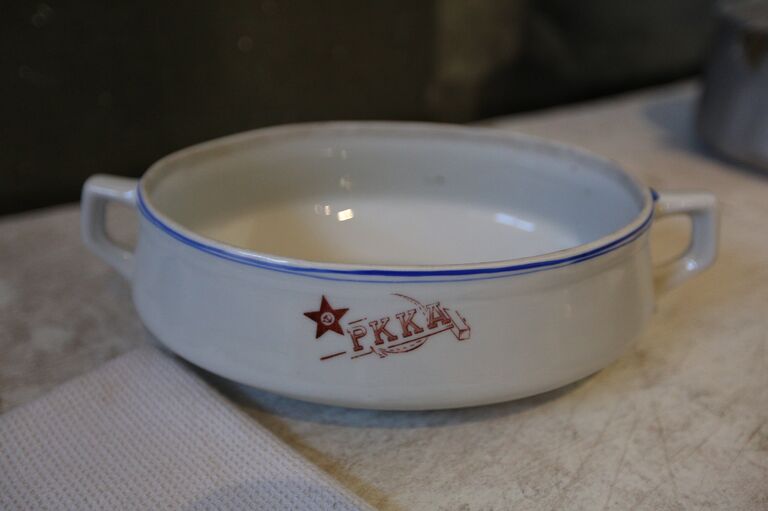 Советский агитационный фарфор Советский агитационный фарфор