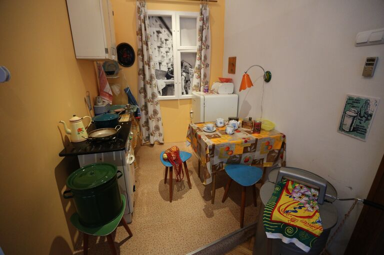 Кухня в хрущевке в шесть квадратных метров Кухня в хрущевке в шесть квадратных метров