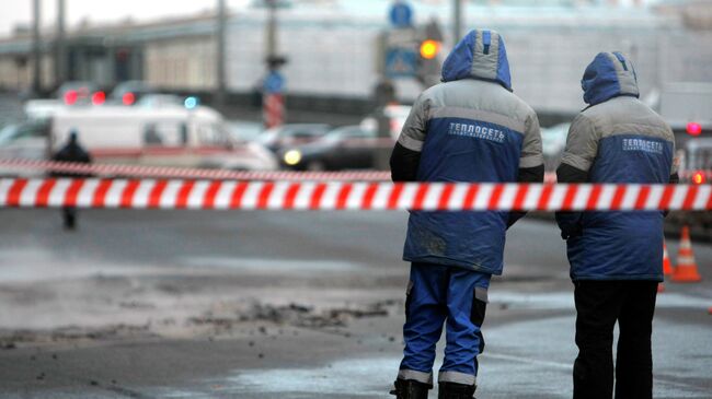 Прорыв трубы с горячей водой в Санкт-Петербурге