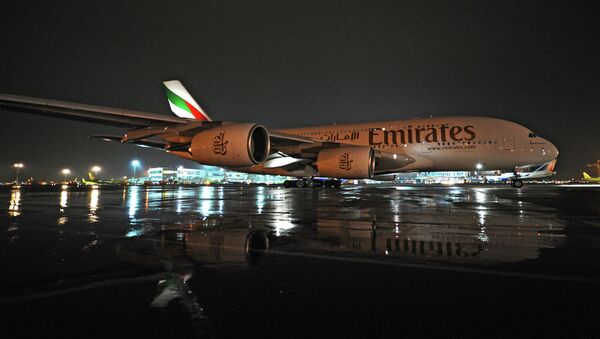 Пассажирский лайнер Airbus A380 авиакомпании Emirates. Архивное фото