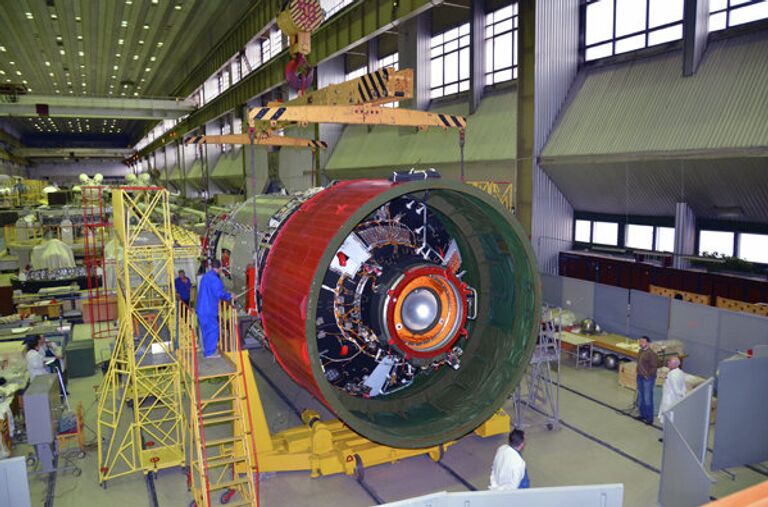 Модуль МЛМ в цехе Центра имени Хруничева