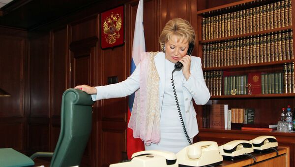 Спикер Совета Федерации РФ Валентина Матвиенко во время интервью в своем рабочем кабинете в Москве