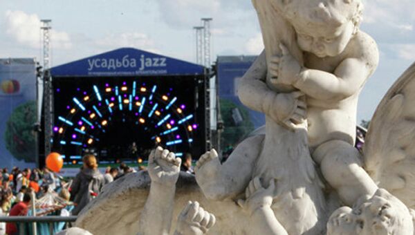 Крупнейший в России музыкальный фестиваль под открытым небом Усадьба Jazz
