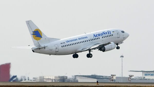 Самолет Boeing-737 украинской авиакомпании АэроСвит. Архив