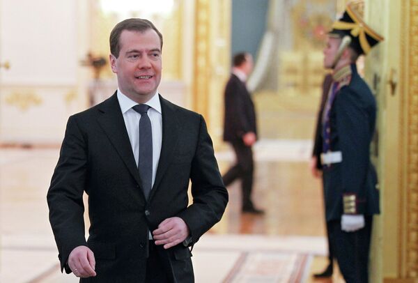 Председатель правительства России Дмитрий Медведев перед началом ежегодного послания президента РФ к Федеральному Собранию РФ