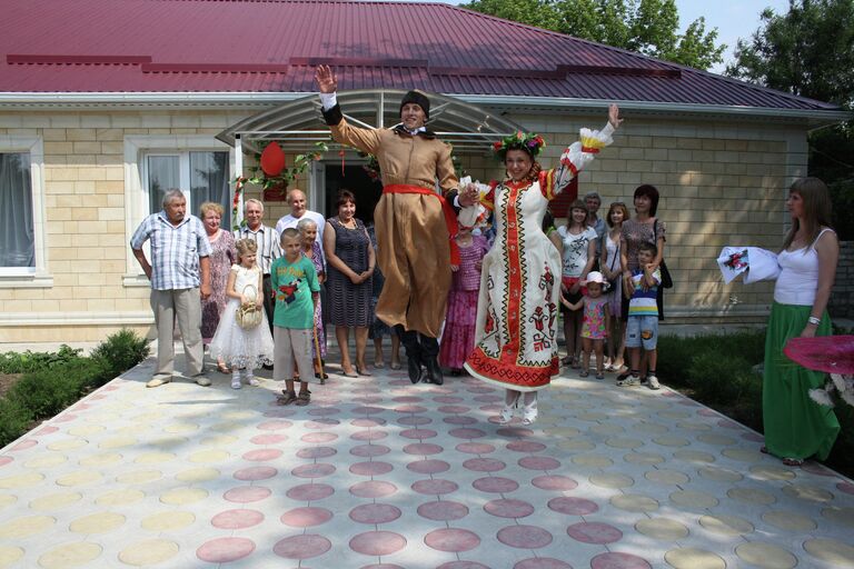 Чествование пары, отпраздновавшей не один юбилей супружеской жизни в Степновском отделе ЗАГС