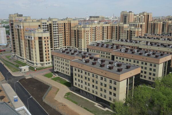 Вид со здания Международного информационного центра на Деревню Универсиады в Казани
