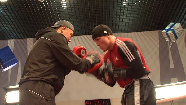 Боксер Лебедев объяснил противнику, как ему следует вести себя на ринге 