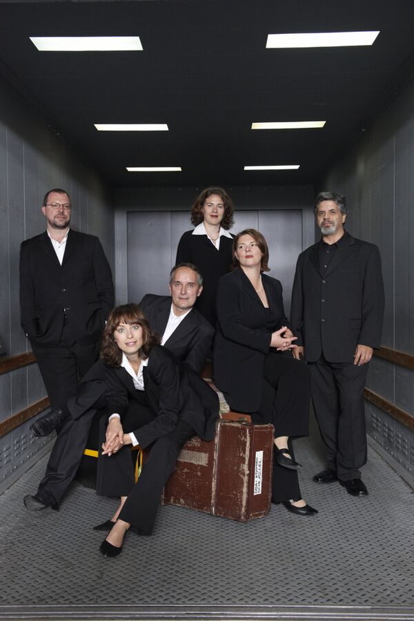 Участники немецкого ансамбля Neue Vocalsolisten Stuttgart Участники немецкого ансамбля Neue Vocalsolisten Stuttgart