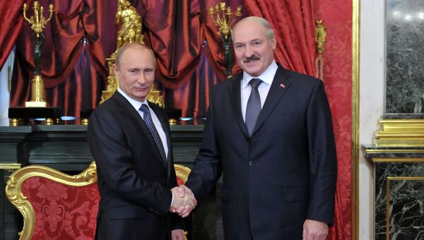 Президент России Владимир Путин и президент Белороуссии Александр Лукашенко. Архивное фото