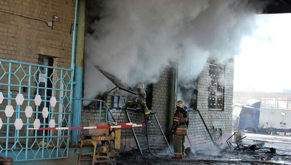 Пожар в магазине Салюты Поволжья в Саратове