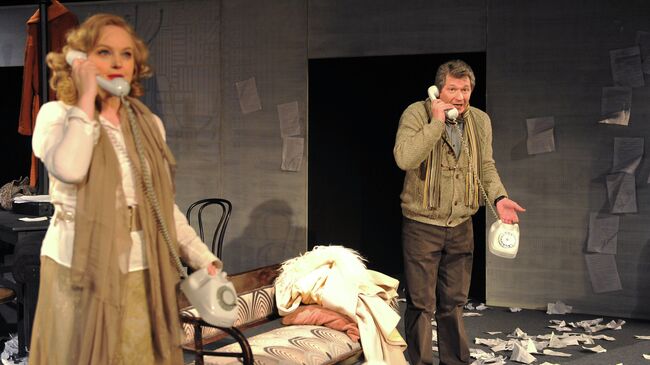 Прогон спектакля Игры одиноких в театре им.Вахтангова Прогон спектакля Игры одиноких в театре им.Вахтангова