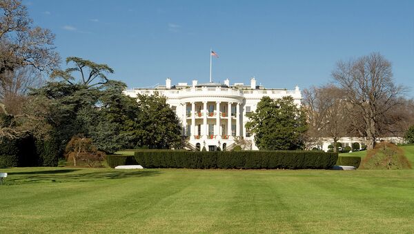 Здание белого дома в Вашингтоне, архивное фото