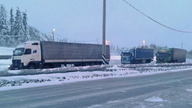 Автомобильная пробка на трассе М-5 в Челябинской области