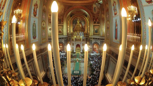 Рождественское богослужение в храме Христа Спасителя. Архивное фото