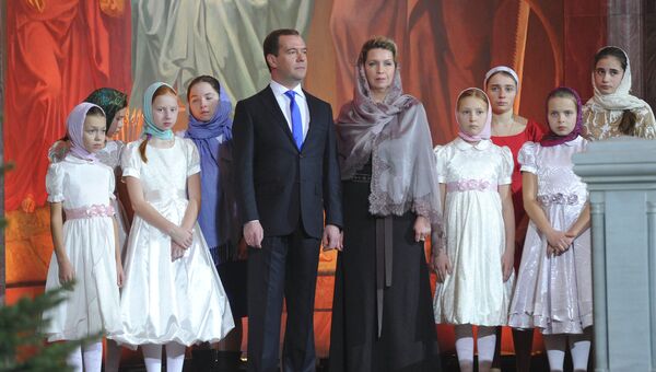 Д.Медведев на Рождественском богослужении в Москве