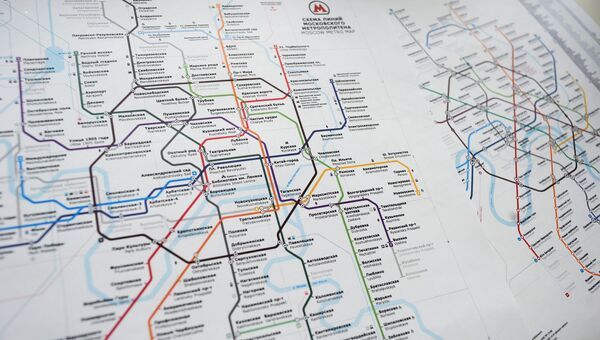 Прогрессивный и консервативный варианты схемы московского метро