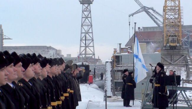 Андреевский флаг поднялся над подводным крейсером Юрий Долгорукий