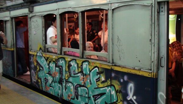 Самые старые в мире вагоны метро в Буэнос-Айресе
