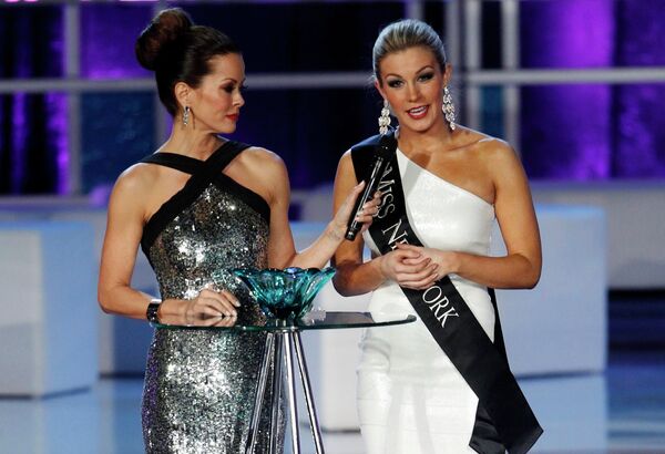 Победительница конкурса Мисс Америка-2013  Мэллори Хэйган