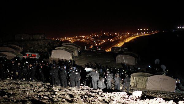 Полиция Израиля снесла палаточный городок палестинцев под Иерусалимом