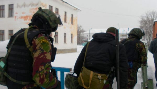 Операция по пресечению действий вооруженного мужчины в городе Салават в Башкирии