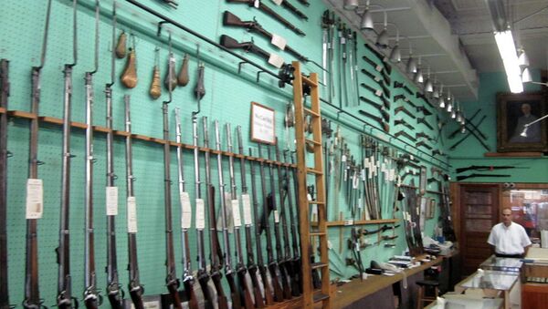 Продажа оружия в США, архивное фото