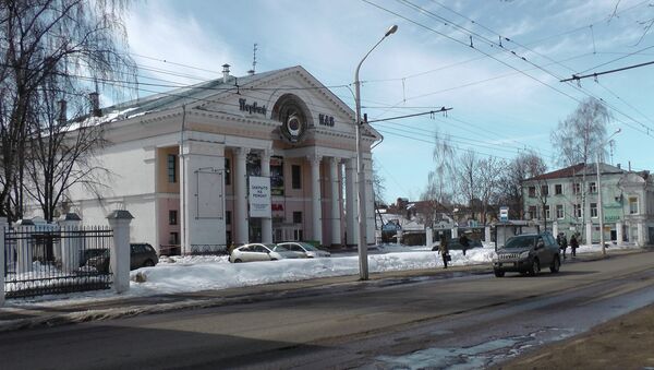 Здание бывшего кинотеатра Дружба в Костроме. Архивное фото