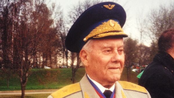 Генерал-майор авиации в отставке Георгий Зверев