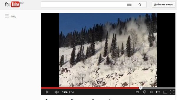 Видео Спуск лавин на Красноярской железной дороге на YouTube