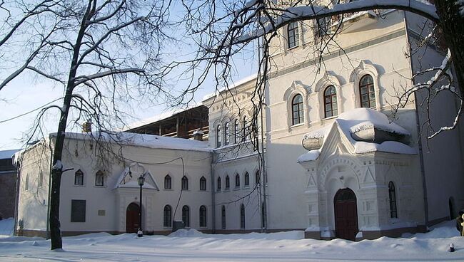 Дирекция НГОМЗ в здании Новгородского музея древностей постройки 1892 года