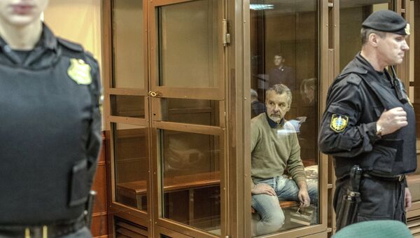 Рассмотрение вопроса о продлении ареста А.Игнатенко в Мосгорсуде