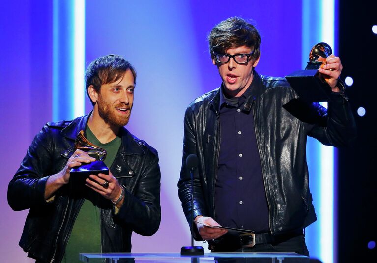 Участники группы Black Keys на церемонии вручения премии Грэмми