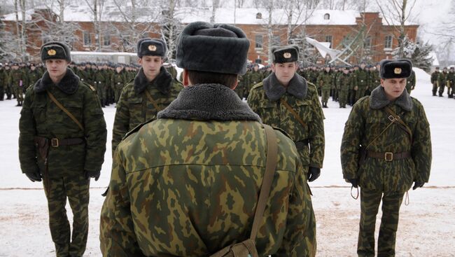 Воинская часть в поселке Новоселицы Новгородской области